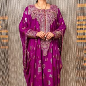484571629_18320179879165790_4748125628283815941_n. Traditional thoub
