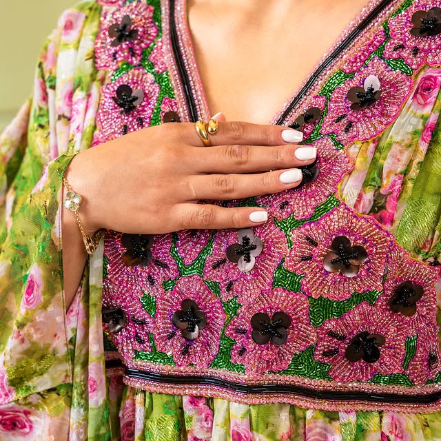 Butterfly dress - Image 3